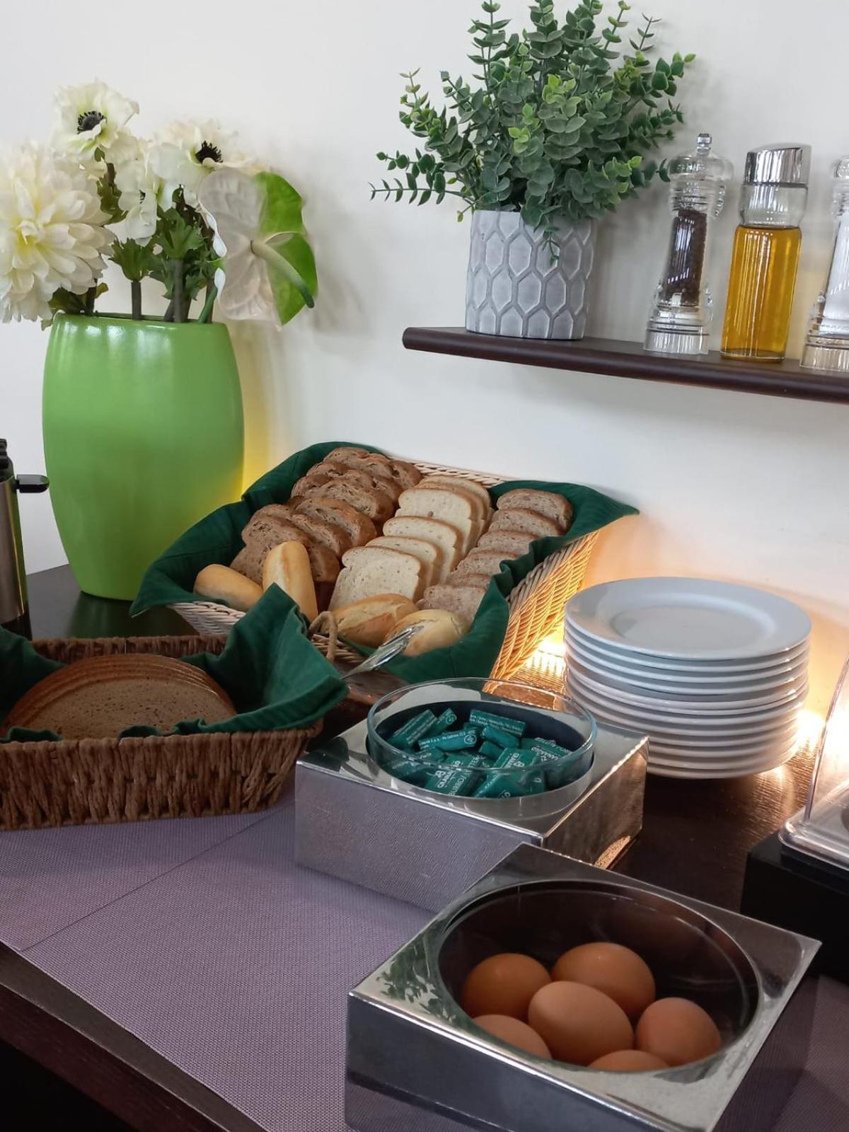 Life Sport Hotel Mentana Екстериор снимка